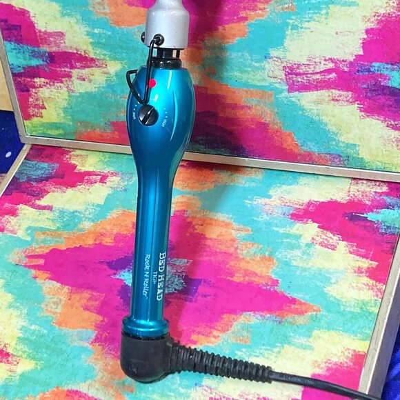 BED HEAD ROCK N ROLLER CURLER 2-IN-1 CERAMIC IRON CURLING WAND CLAMP-FREE STYLER - Picture 2 of 8